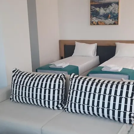вивиан Casa de hóspedes Kiten (Burgas)